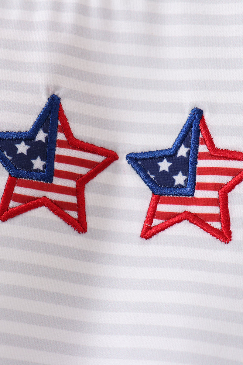 Navy bow applique stripe shorts set