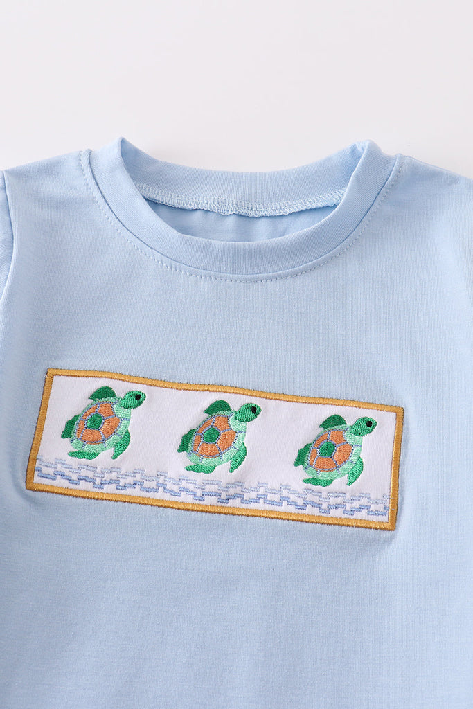 Turtle embroidery boy top