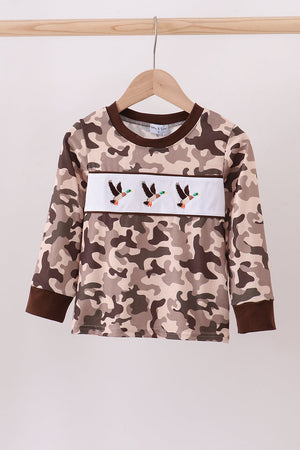 Camouflage duck embroidery ruffle top