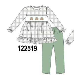 Green turkey embroidery gingham ruffle pants set