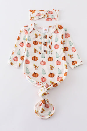 Pumpkin print baby gown set