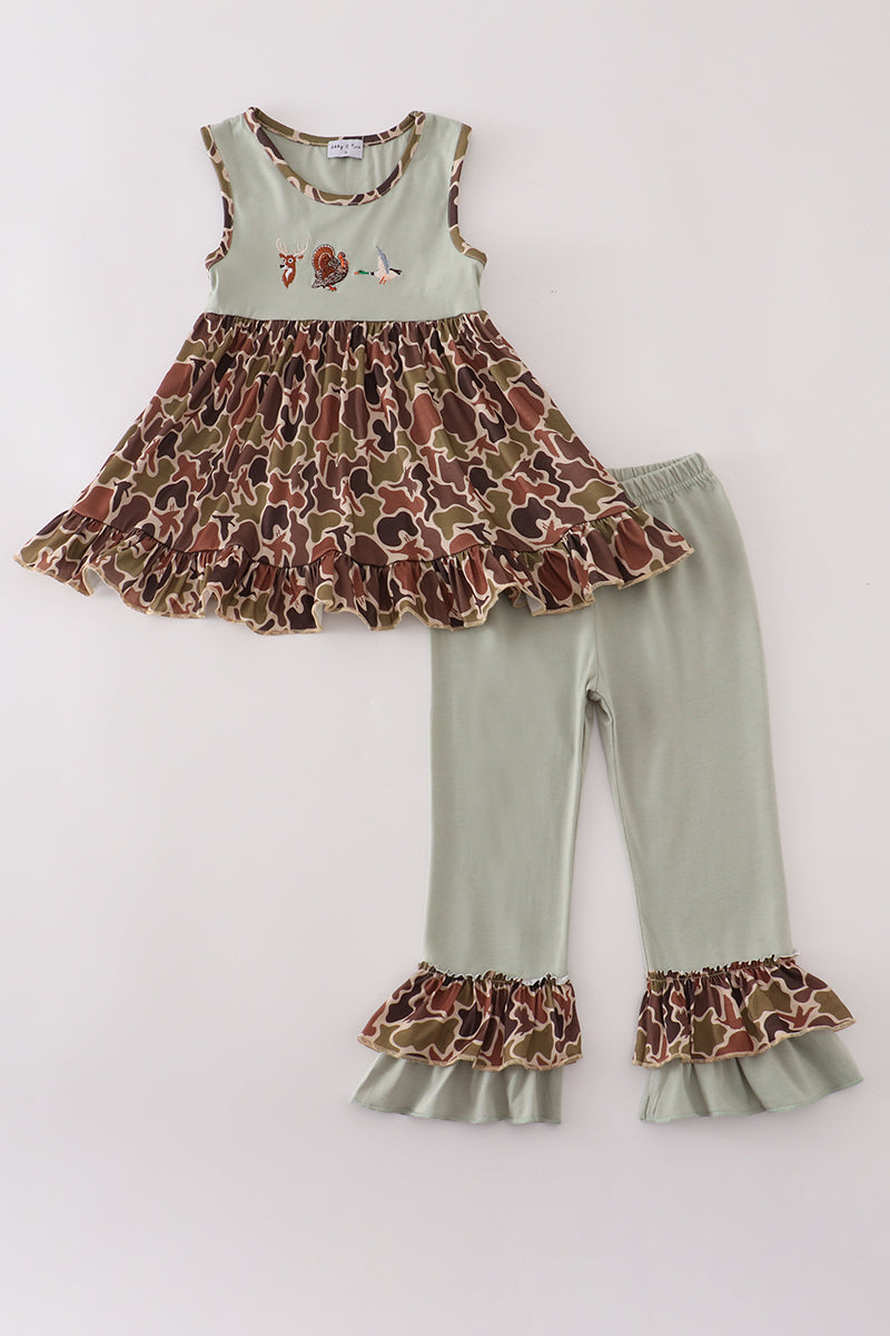 Green camouflage hunting embroidery ruffle pants set