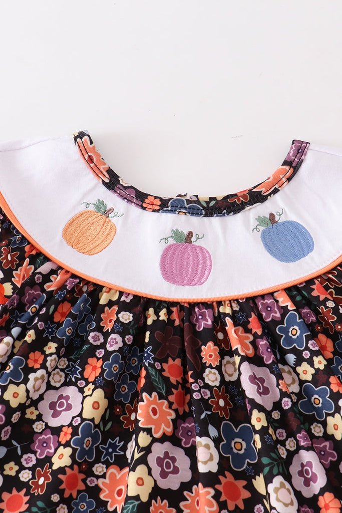 Floral pumpkin embroidery girl set