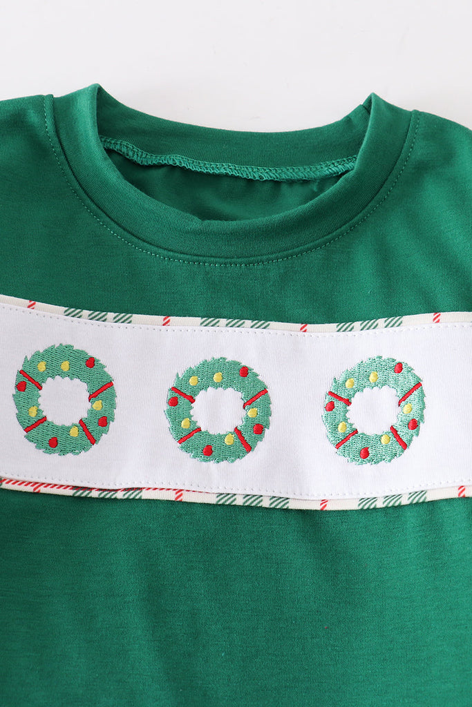 Green Christmas wreath embroidery boy set