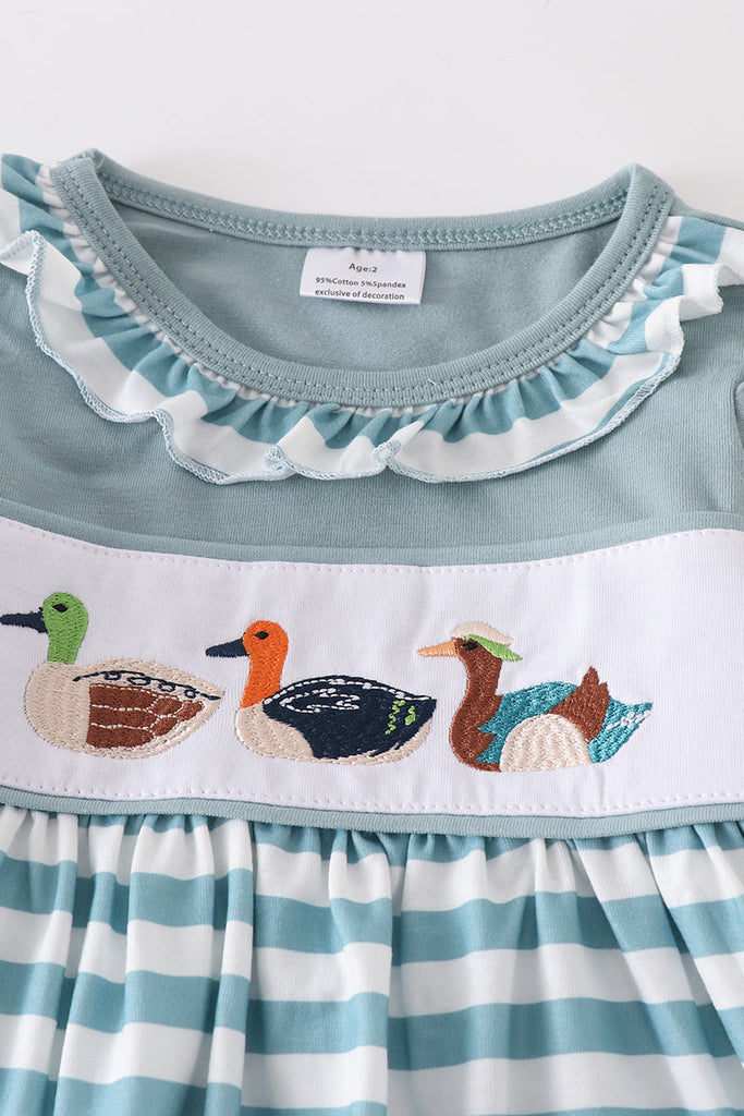 Sage three ducks embroidery girl dress