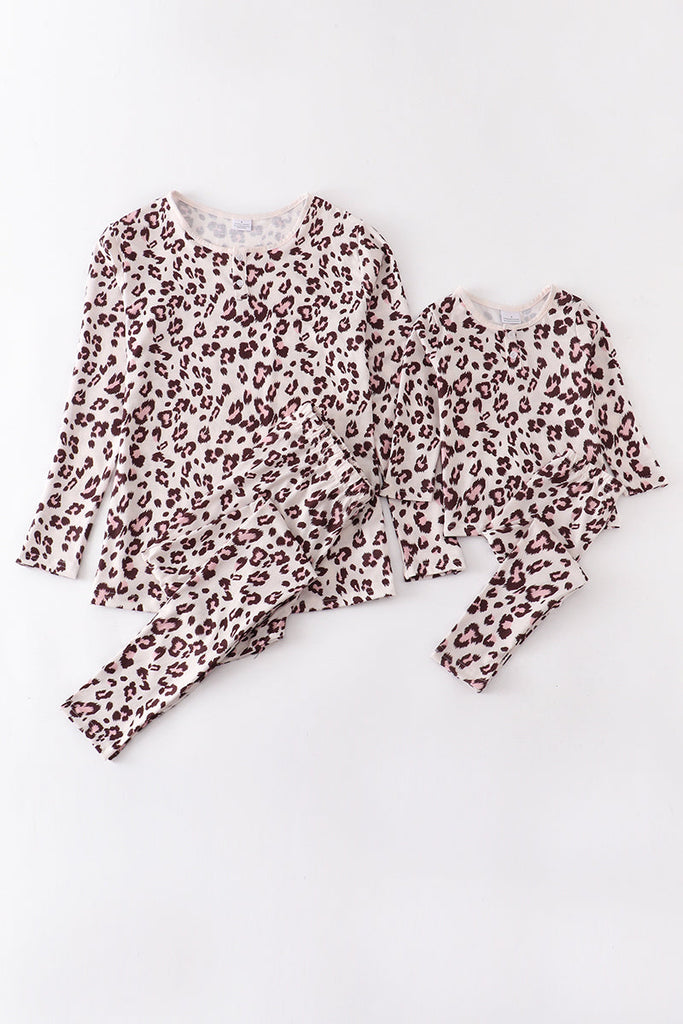 Pink Leopard pajamas set mommy&me